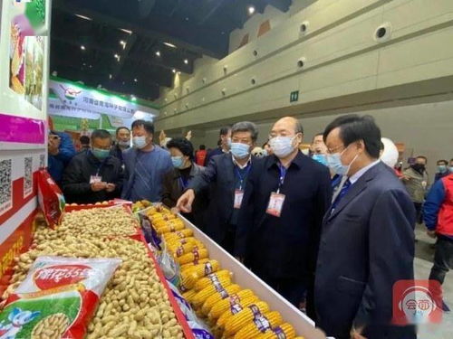 7月5日,来郑州国际会展中心看农业 芯片